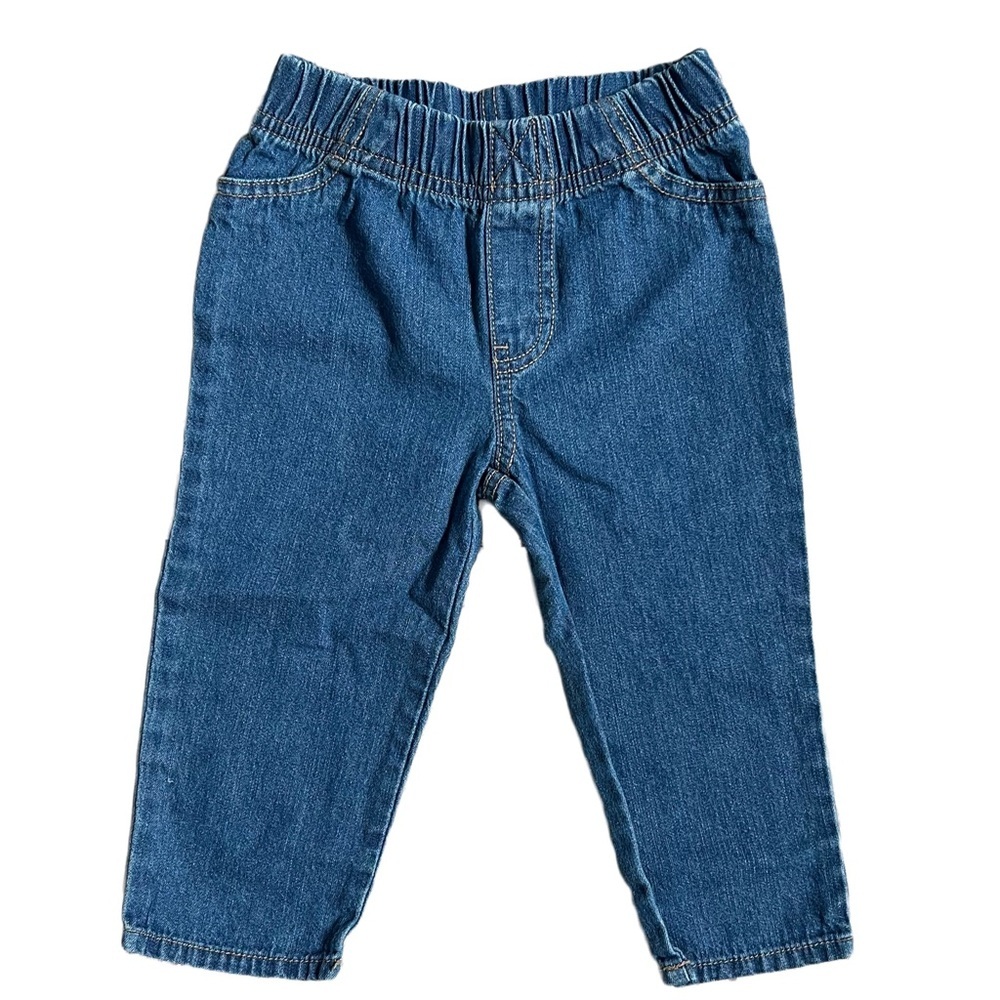 NWOT CARTERS MEDIUM WASH DENIM JEANS WITH ELASTIC WAISTBAND SIZE 18MO